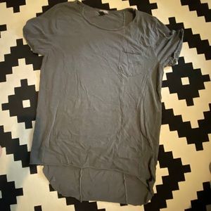 H&M DIVIDED LONG CUT DISTRESSED TEE MENS MEDIUM